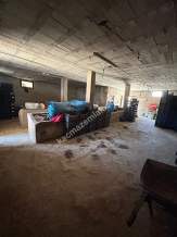 Niğde Bor Acıgölde 10 Dönüm Yatırımlık Çiftlik Ve Ev