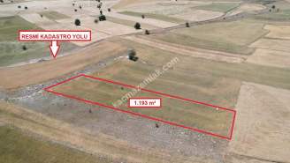 Kütahya Merkeze 13Km! Uluköyde 1.193M² Satılık Tarla