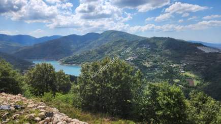 İzmit Körfezi Ve Yuvacık Barajı Manzaralı Eşsız Arazi 7