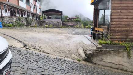 Trabzon Uzungöl Merkezde Satılık 350 M2 Arsa 1