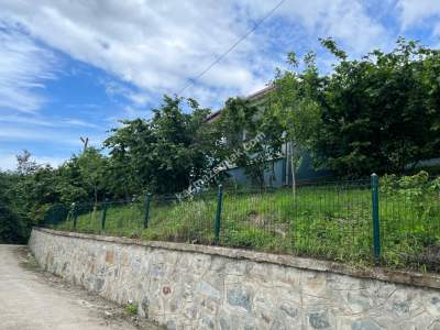 Merkez Oğlu Mahallesi’nde Satılık Duvarları Yapılmış Ar 10