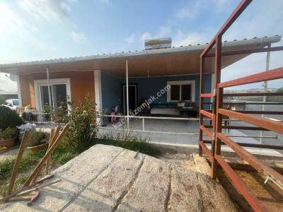 Adana Karaisalı Salbaş Mevkiinde Hobi Bahçesi 1