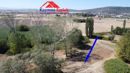 Biga Örtülüce Köyüne 550 Metre Mesafede Satılık Bahçe 10