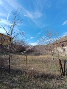 Gümüşhane Merkez Mescitli'de Anayola Çok Yakın Mesafed 8