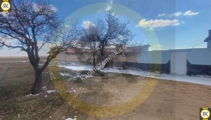 Konya Karatay Akörenkışla Mahallesinde Satılık Çiftlik 3