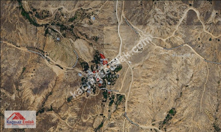 Elazığ Güneytepe Köy İçinde Konumlu 640 M2 Satılık 2