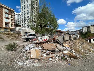 Ataşehir 520,50 M2 Olan Arsanın 61.96 M2 Si Satılık 5