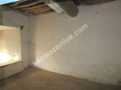 Develi Güneyyukarı Mah Müstakil Ev 629 Metre Arsası Var 14