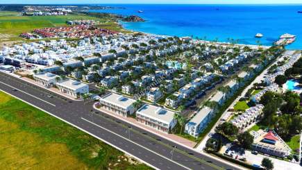 Girnede Projelik Denize Sıfır 30 Dönüm Arsa 9