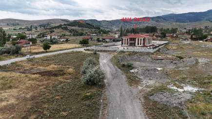 Turhalda Yeşilkentte 3 Kat İmarlı 600M² Köşe Parsel 3