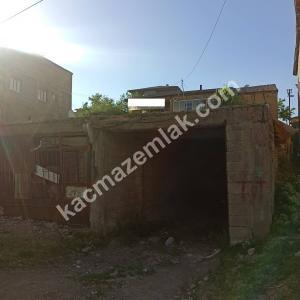 Hakkari Yüksekova'da Satılık 800M² Ev Ve Arsa 7