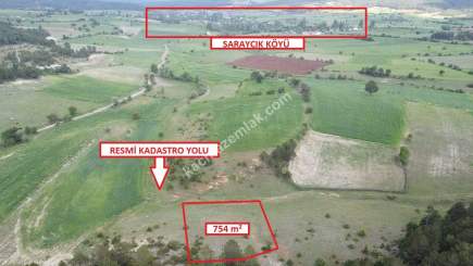 Kütahya Altıntaş Saraycık Köyü 754 M2 Sa 1