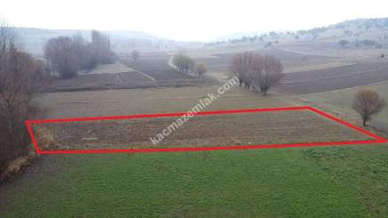 Kütahya Merkez Ahiler' De Satılık 1625M2 Tarla 13