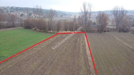 Kütahya Merkez Ahiler' De Satılık 1625M2 Tarla 11