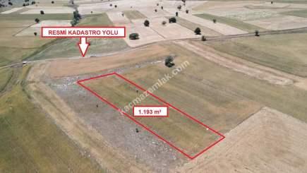 Kütahya Merkeze 13Km! Uluköyde 1.193M² Satılık Tarla 13