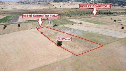 Kütahya Merkez Uluköy'de 4.574M2 Satılık Fırsat Tarla 4