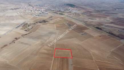 Kütahya Merkez Kızılcaören 4560M2 Satılık Tarla 19