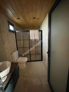 Adana Çukurova Pirili Mahallesinde Ahşap Villa Ve Arazi 12