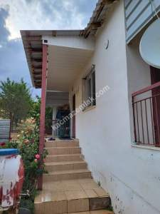 Satılık Tarla + Ruhsatlı Konut 12