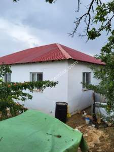 Satılık Tarla + Ruhsatlı Konut 23