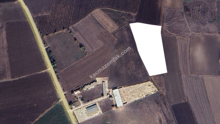 Bursa Karacabey Harmanlı Köyünde 11700M2 Satılık Tarla 5