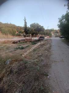 Denizli Çal'Da Köy Merkezinde Satılık Tarla