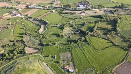 Merkez Avcılı Da 3.823M2 Hazır Bahçe 3