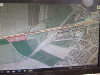 Develi Güneyaşagı Mah Satlık Tarla 2