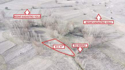 Kütahya Merkez Seydiköy'de Su Kanalına Cephe-611M2 1