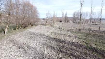 Kütahya Merkez Seydiköy'de Su Kanalına Cephe-611M2 16