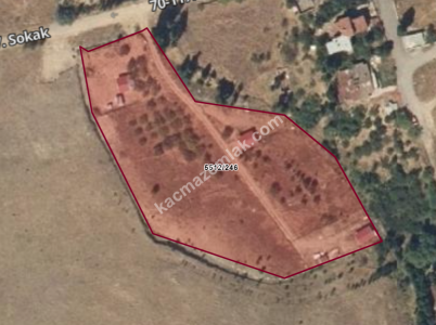 Sivas Esenyurt Sınırında Tapulu Satılık Arsa 500 M² 29