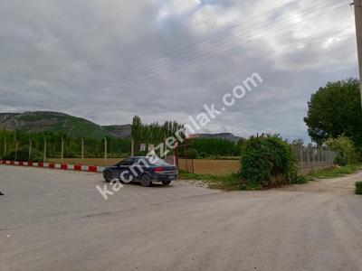 Kaçmaz Emlaktan Turhal Yolu Üzeri 12400 M2 Arsa 9