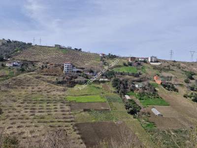 Trabzon Akçaabat Yeni Mahallede Satılık Arazi 1