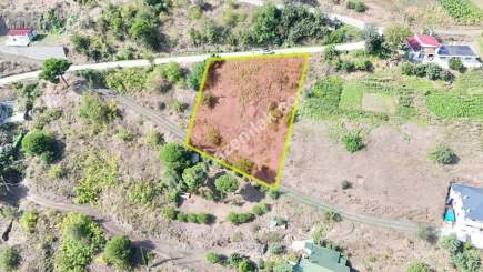 Akçaabat Yeşiltepede Düzköy Yoluna Yakın Satılık Arazi 12