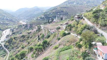 Akçaabat Yeşiltepede Düzköy Yoluna Yakın Satılık Arazi 10