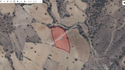 Uşak Eşme Bozlar Köyünde Satılık Tarla 3