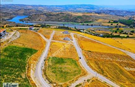 İnegöl Akhisar Karalarda Satılık Harika Manzaralı Arsa 1