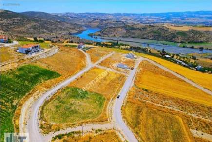 İnegöl Akhisar Karalarda Satılık Harika Manzaralı Arsa 2