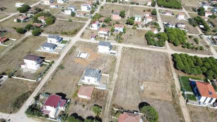 Biga Denizatı Sitesinde Satılık Villa İmarlı Köşe Arsa 6