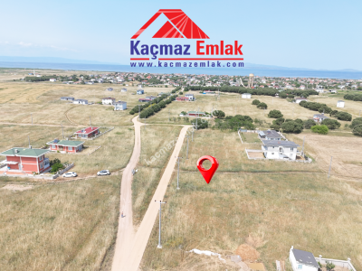 Biga Çeşmealtında Denize 1.400 Mt. Satılık İmarlı Arsa 2