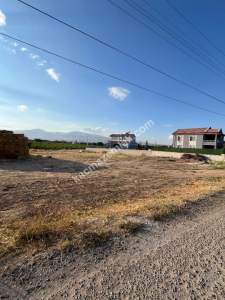 Sazlıcada Harika Konumda Satılık Arsa 8