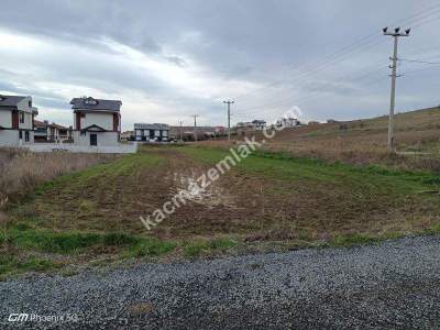 Şarköy İstiklal Mahallesinde Satılık Villa İmarlı Arsa 4