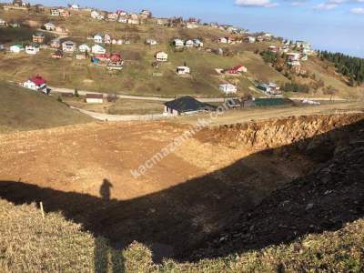 Trabzon Akçaabat Kayabaşı Yaylasında Satılık Arsa 8