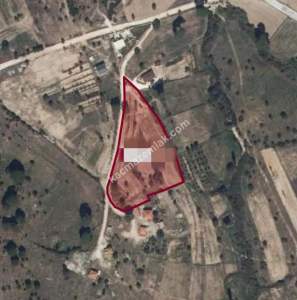 Akkovanlık Köyünde Satılık Tarla 2