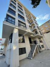 Kadıköy Koşuyolunda Yeni Binada 1+1 Kiralık Ofis Büro