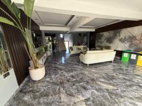 Güzelçamlı Da Denize 100 Mt 29 Odalı Satılık Otel