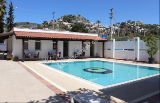 Muğla Bodrum Anayola Cepheli Satılık Otel