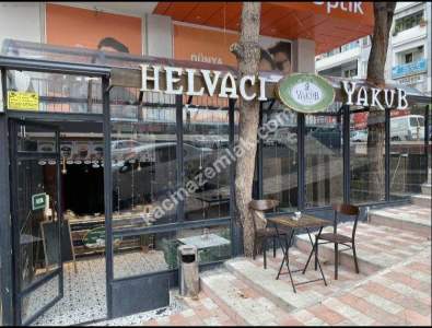 Aliağanın En İşlek Caddesinde Devren Kiralık Dükkan 1