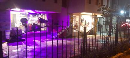 Kaçmaz Emlak'tan İzmit'te Devren Satılık Pet Shop 18