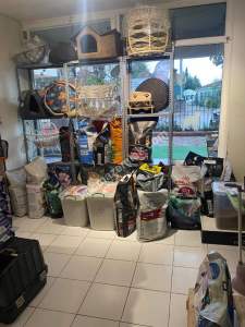 Kaçmaz Emlak'tan İzmit'te Devren Satılık Pet Shop 16